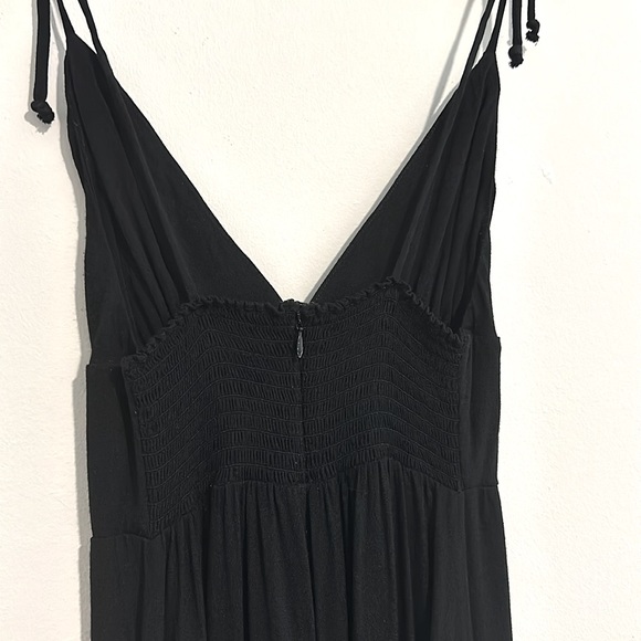 Reformation black maxi dress - Picture 5 of 9